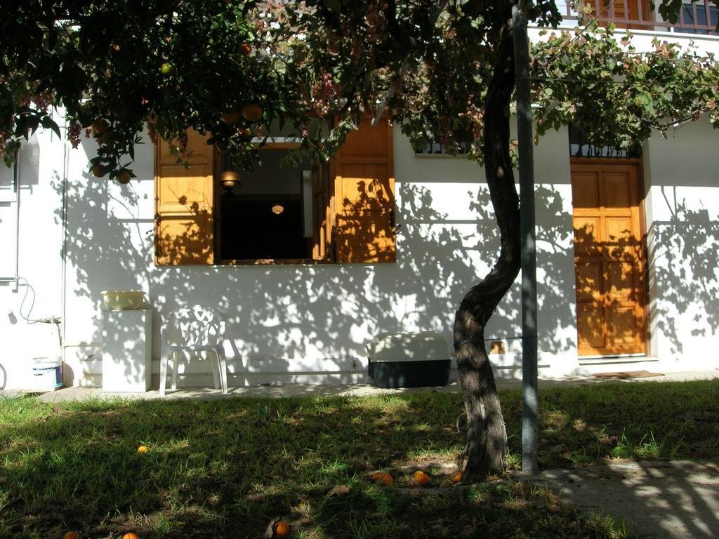 Apartment Next To The Sea In Poseidonia Posidhonía 외부 사진